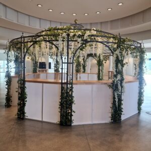 Gartenpavillon Hochzeit mieten - Schmuecker Dekoration